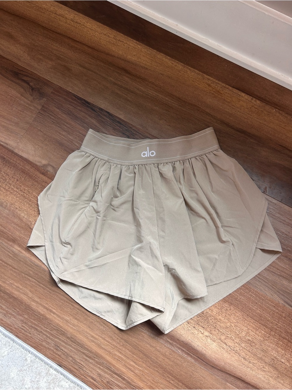 Alo Yoga Matchpoint Shorts